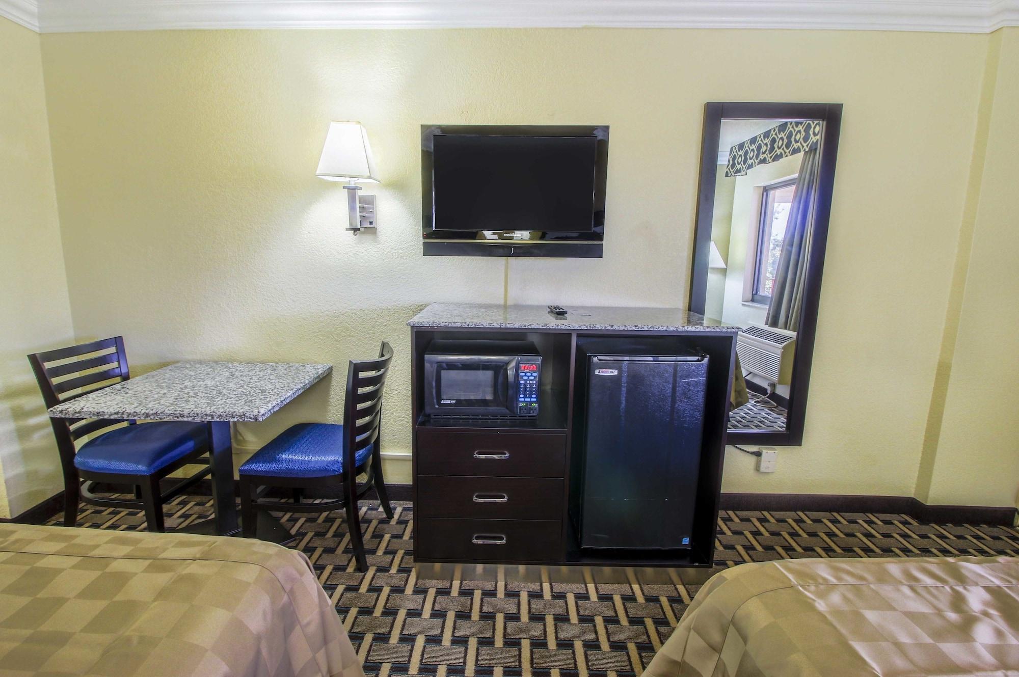 Inn Of America Palm Beach Gardens Exterior photo